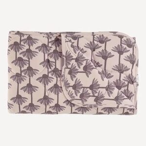 Kate Quinn enchancia quilt